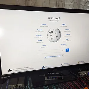 LG UltraGear 27